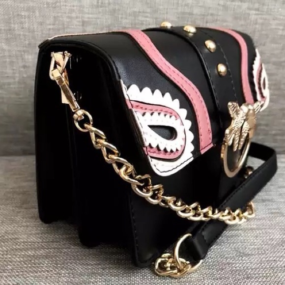 “When Doves Cry” - Picture 3 of 8